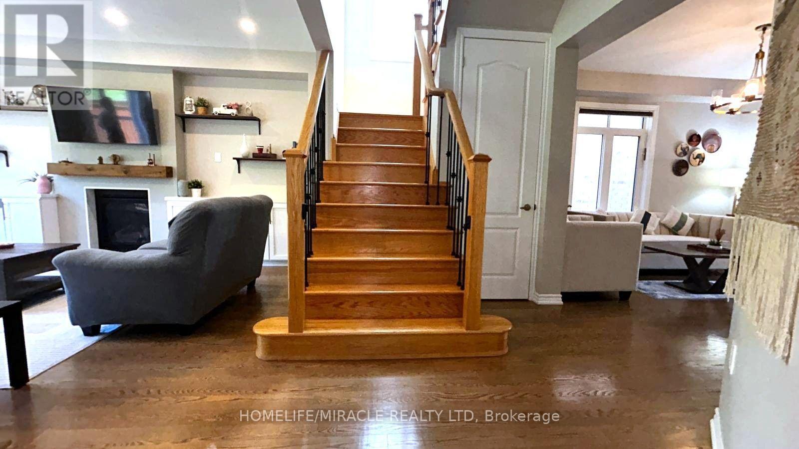 185 THORNBUSH BOULEVARD - 9