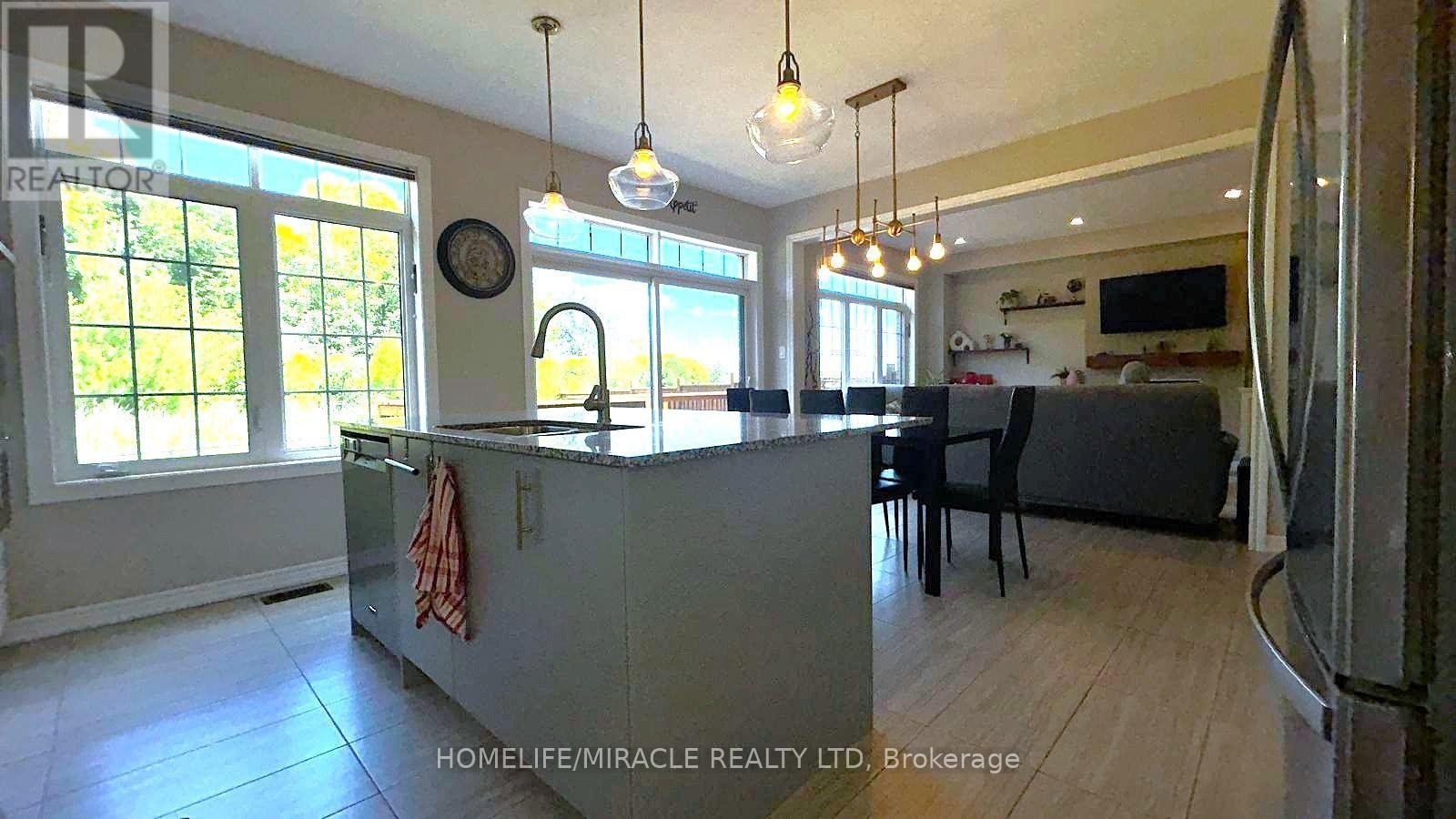185 THORNBUSH BOULEVARD - 24