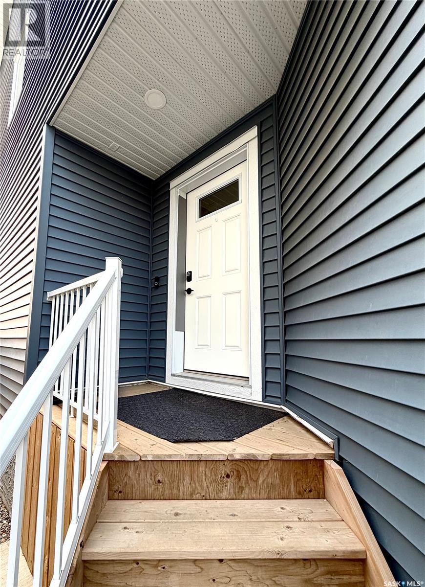 114 Cowessess ROAD, Saskatoon — photo 2