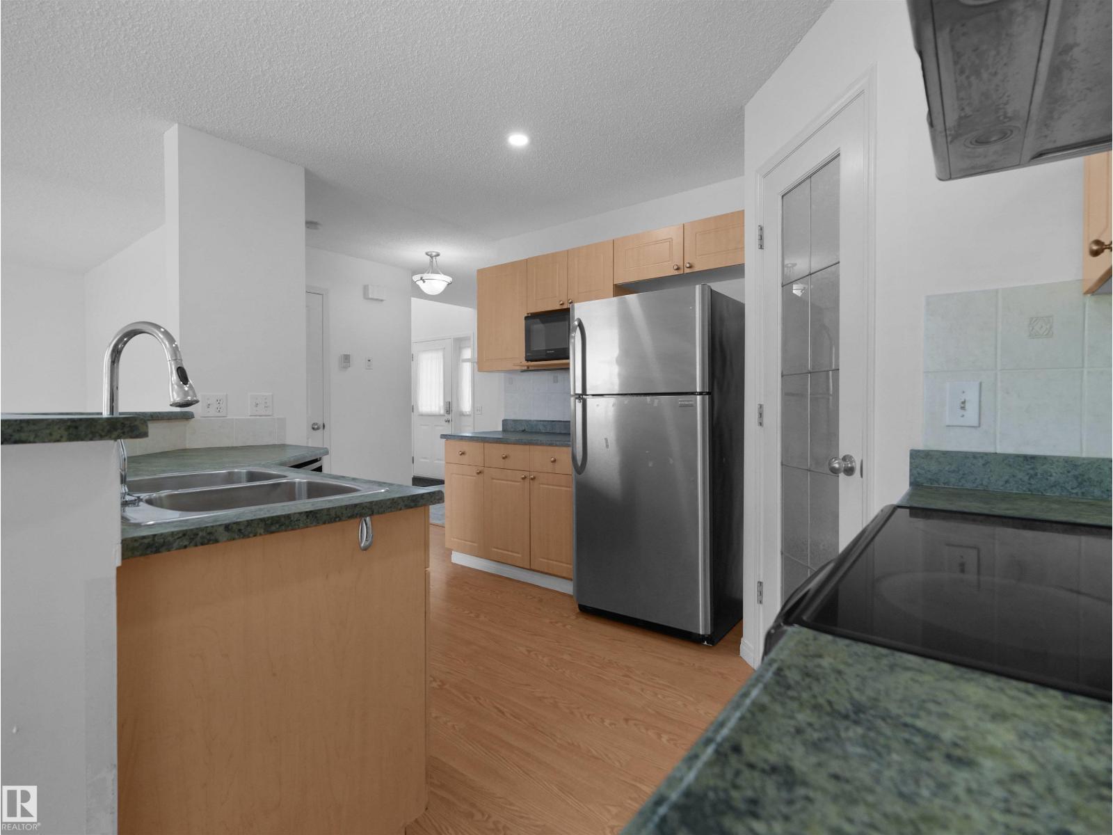 2410 32B ST NW - 30