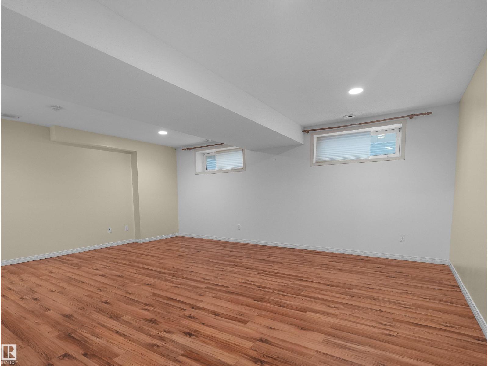 2410 32B ST NW - 51