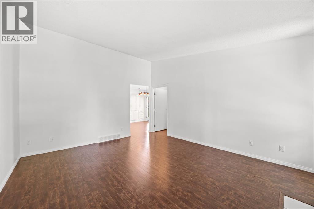 28 Templegreen Bay NE, Temple, Calgary photo 5