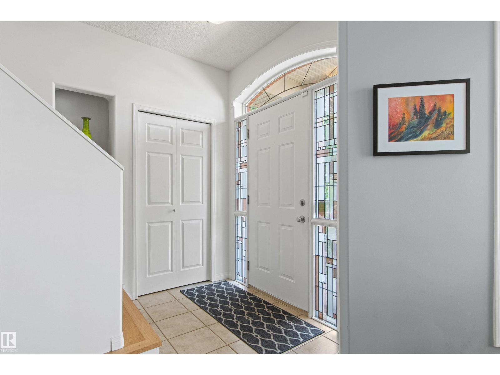 9135 100B AV NW - 5