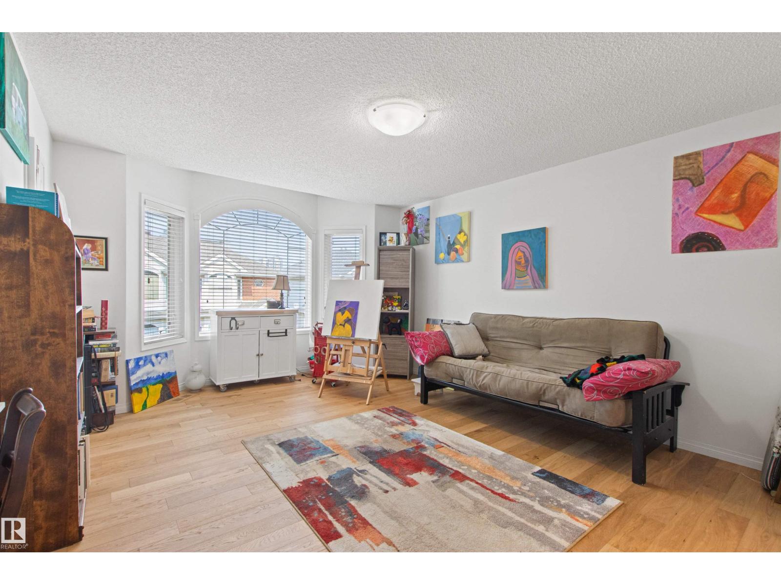 9135 100B AV NW - 30