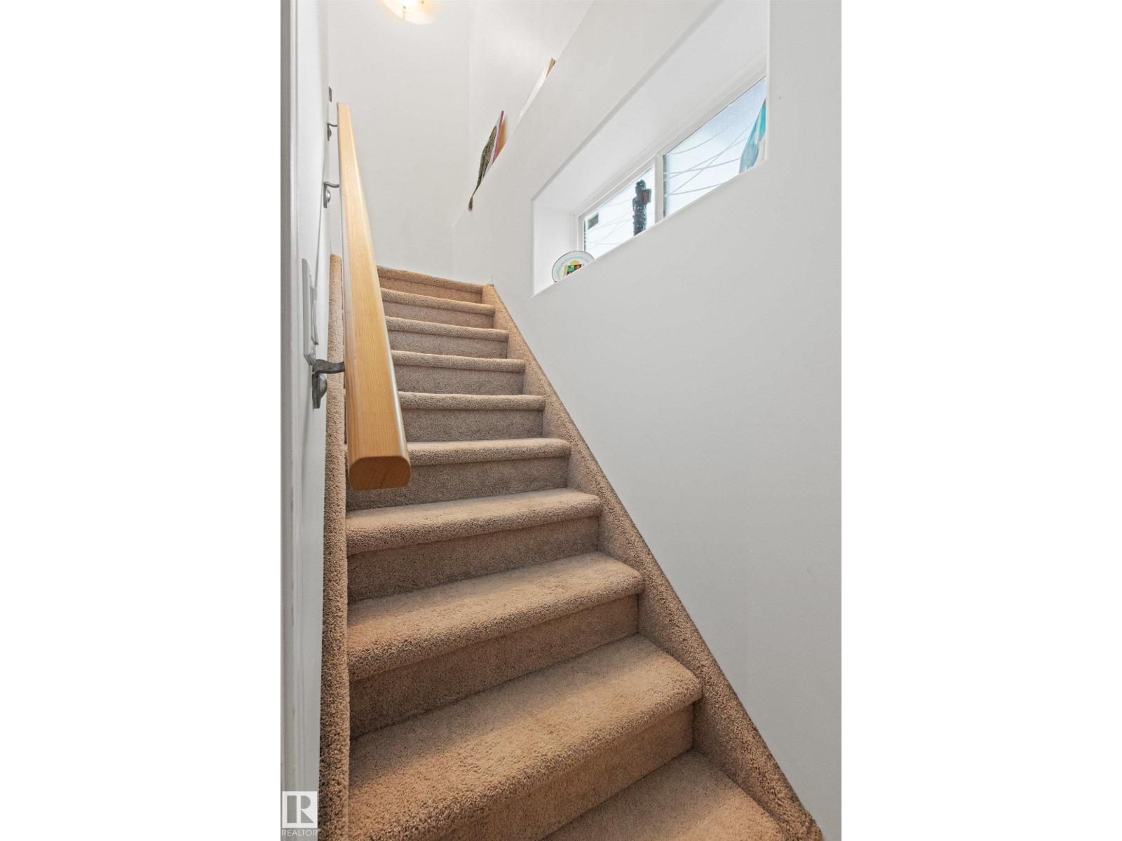 9135 100B AV NW - 38