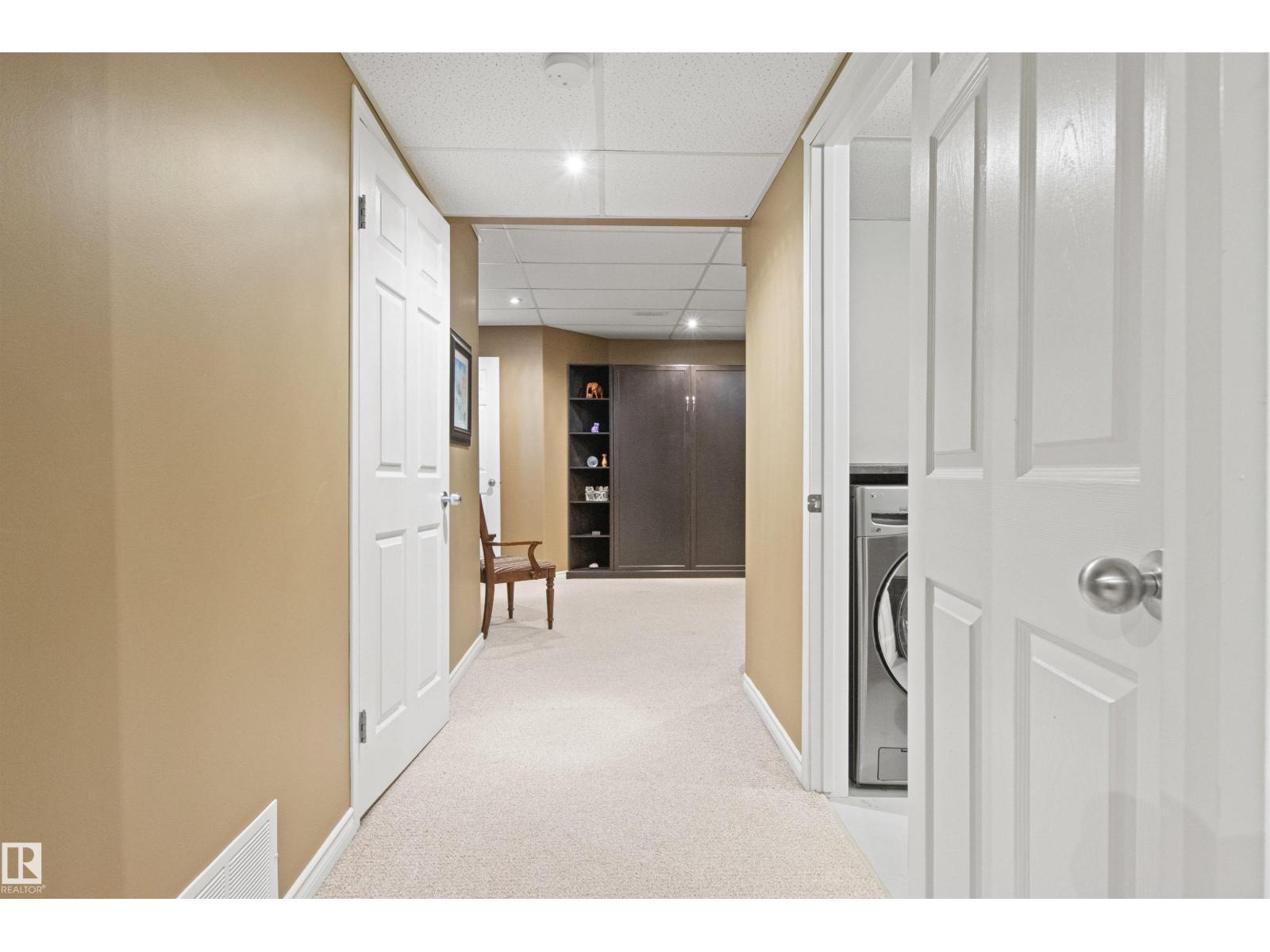 9135 100B AV NW - 47