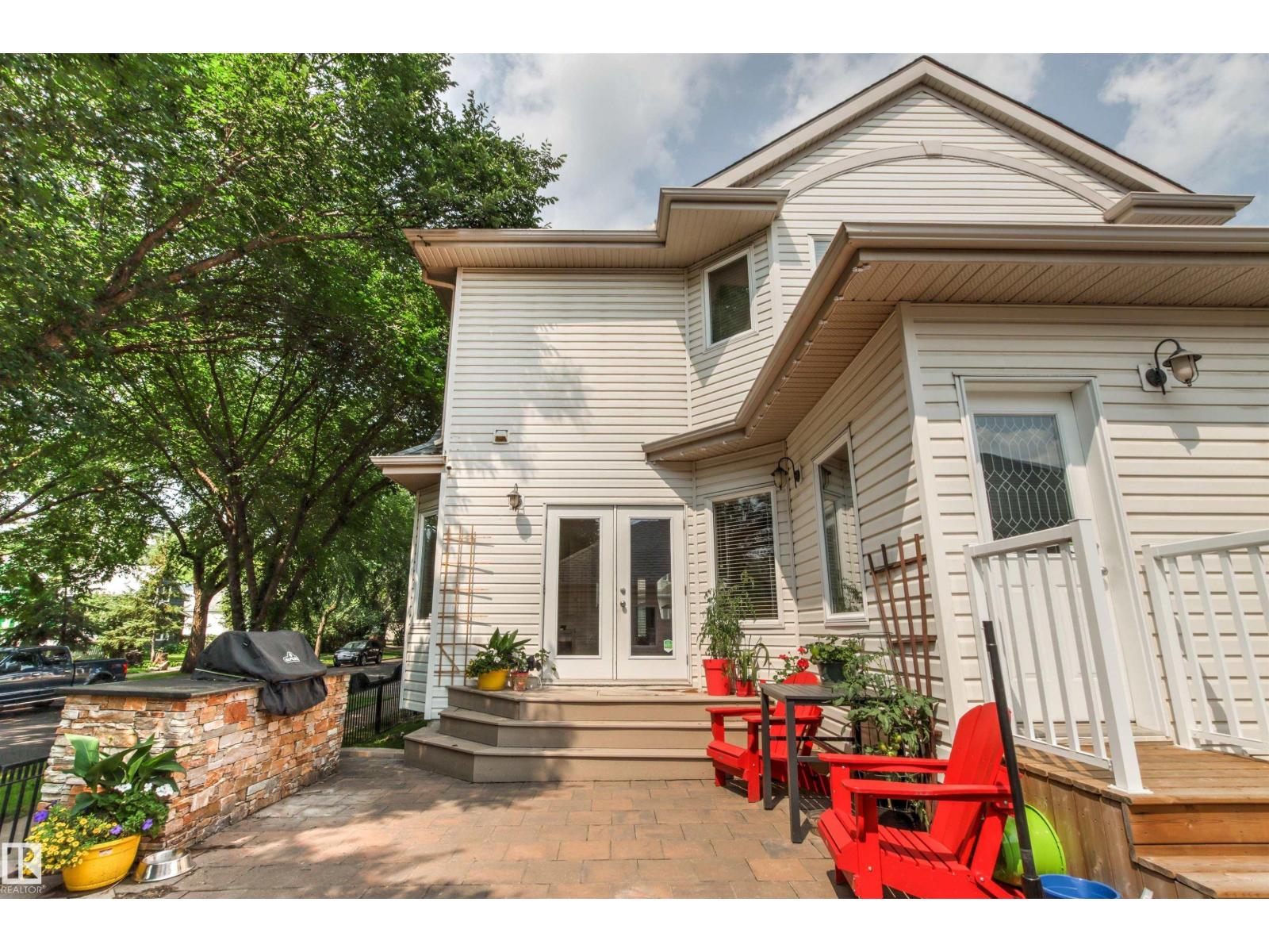9135 100B AV NW - 57