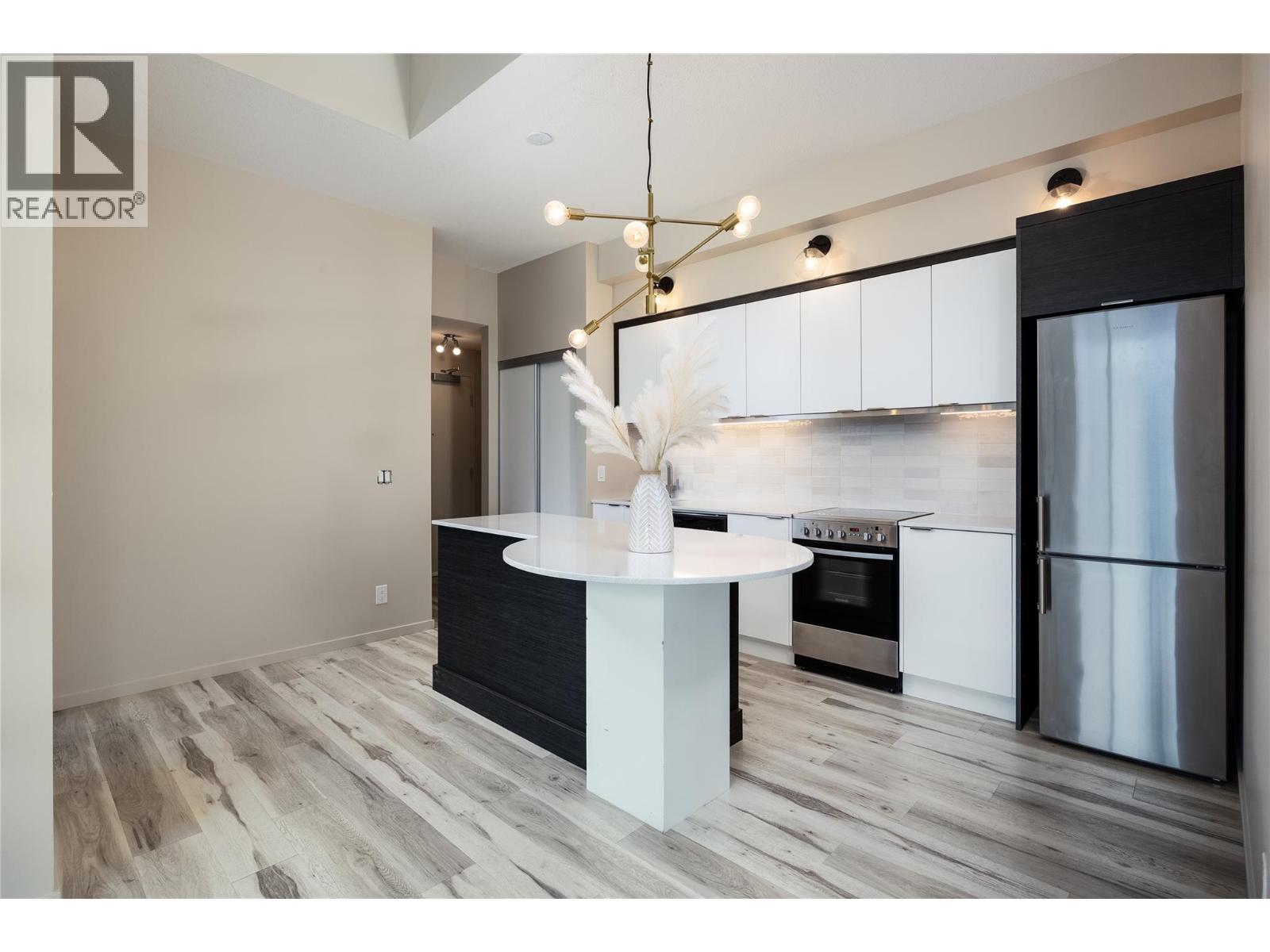 #614 1350 St Paul Street - 20