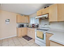 1940 Cordova Court, Abbotsford, BC V2T4H7 Photo 12