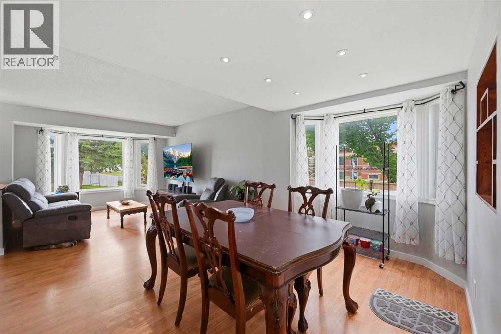 7 Falshire Close NE - Image 9