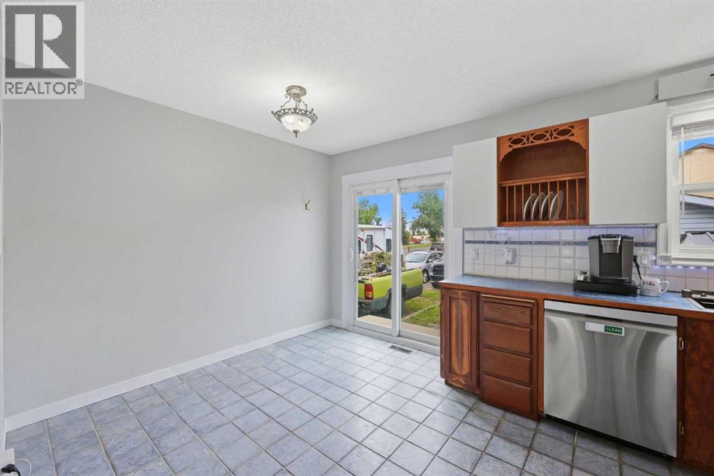 7 Falshire Close NE - Image 13