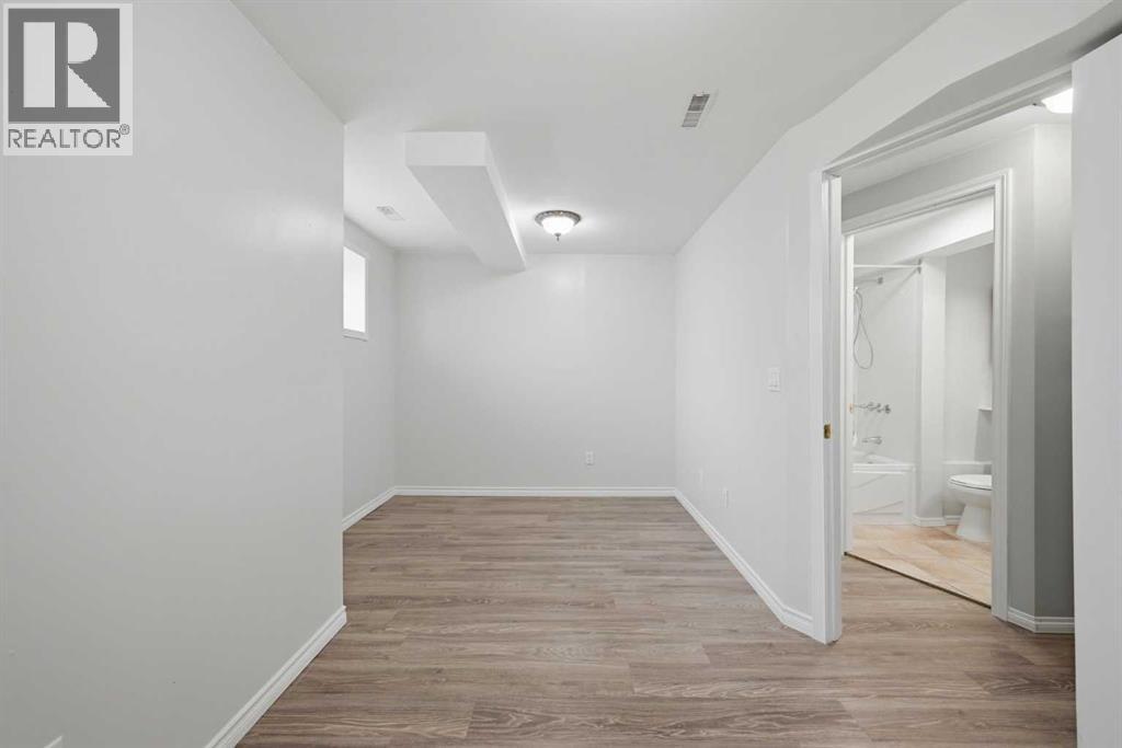 7 Falshire Close NE - Image 31