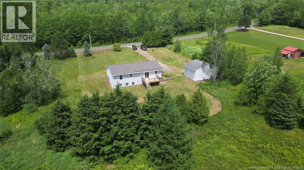 3569 Lower Cambridge Road - Image 32