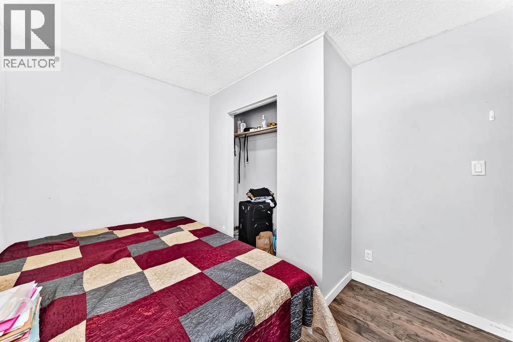 208 Temple Close NE - 8
