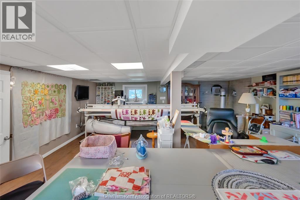 5442 Queens LINE - Image 33