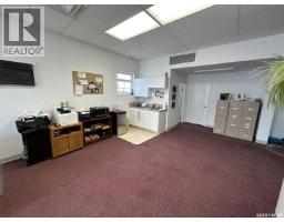 326 High Street W, Moose Jaw, SK S6H1S9 Photo 13