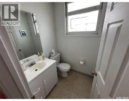 326 High Street W, Moose Jaw, SK S6H1S9 Photo 15