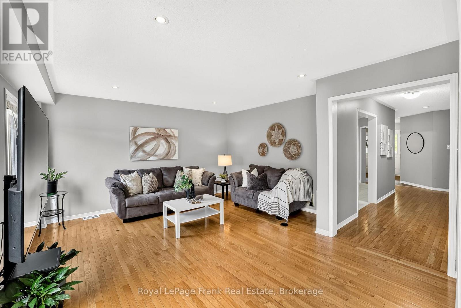 150 DADSON DRIVE - 18
