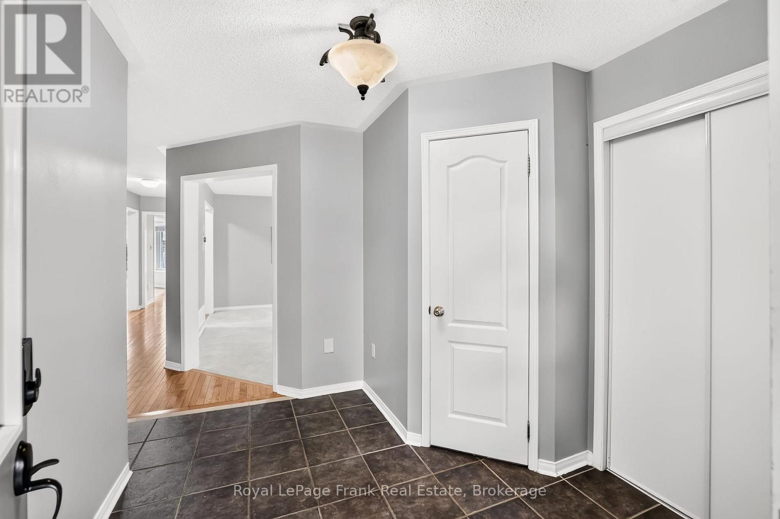 150 DADSON DRIVE - 3