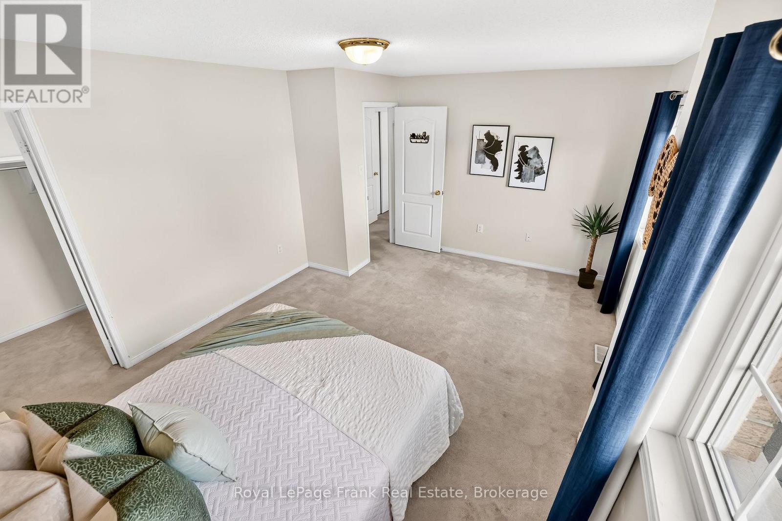 150 DADSON DRIVE - 32