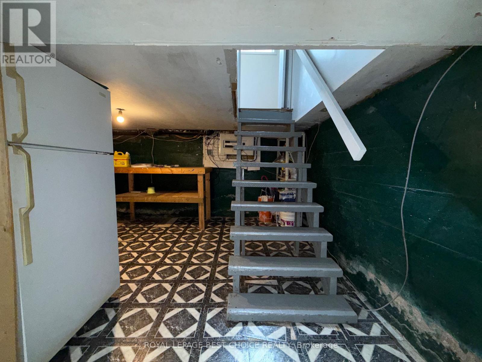 436 CECIL STREET - 35