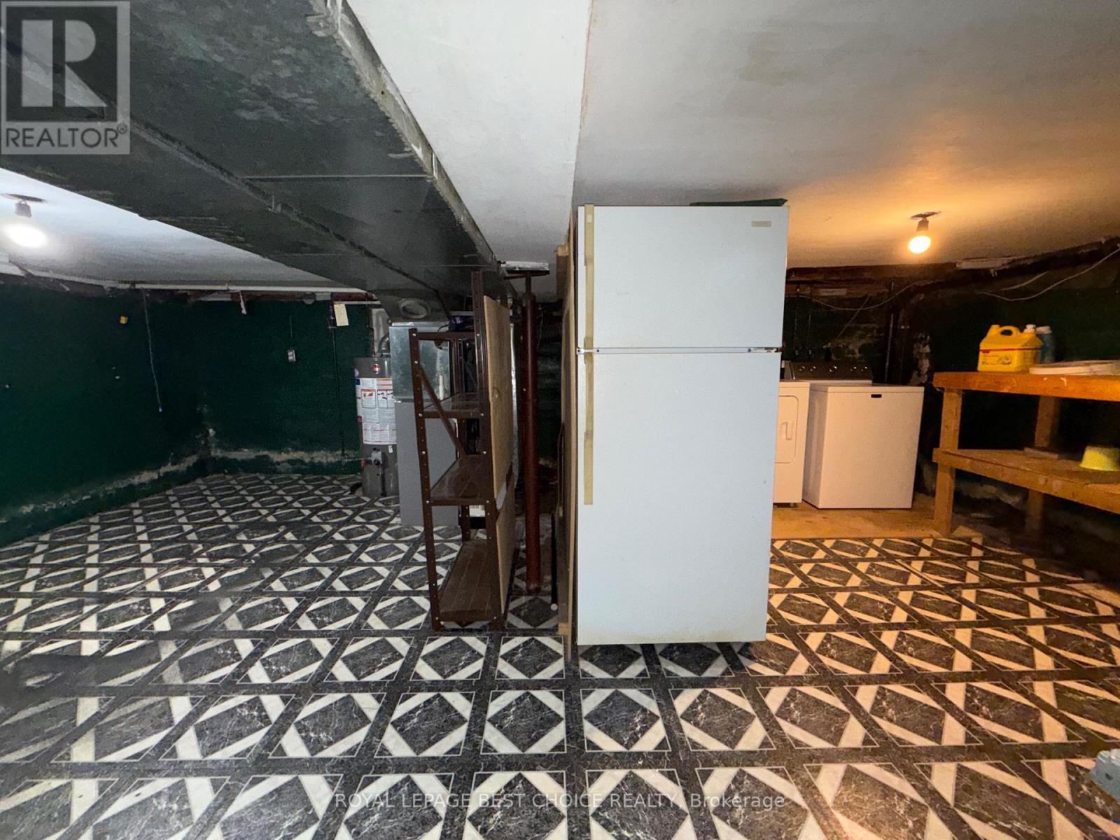 436 CECIL STREET - 36