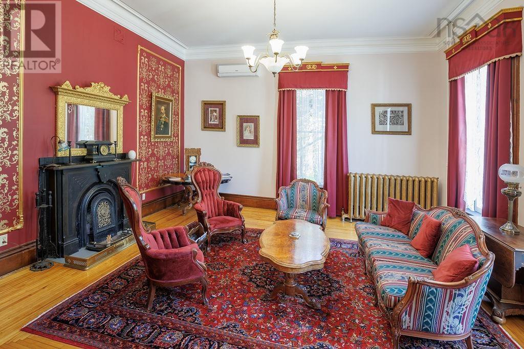 Property 4 of 51 of 494 St George Street
