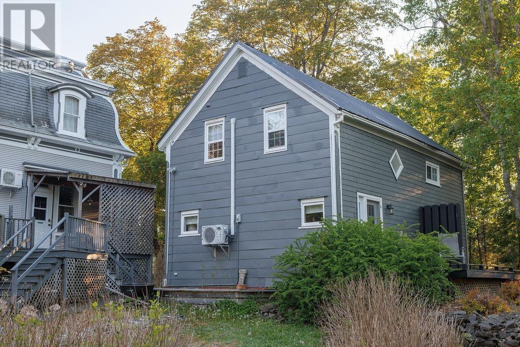 Property 38 of 51 of 494 St George Street