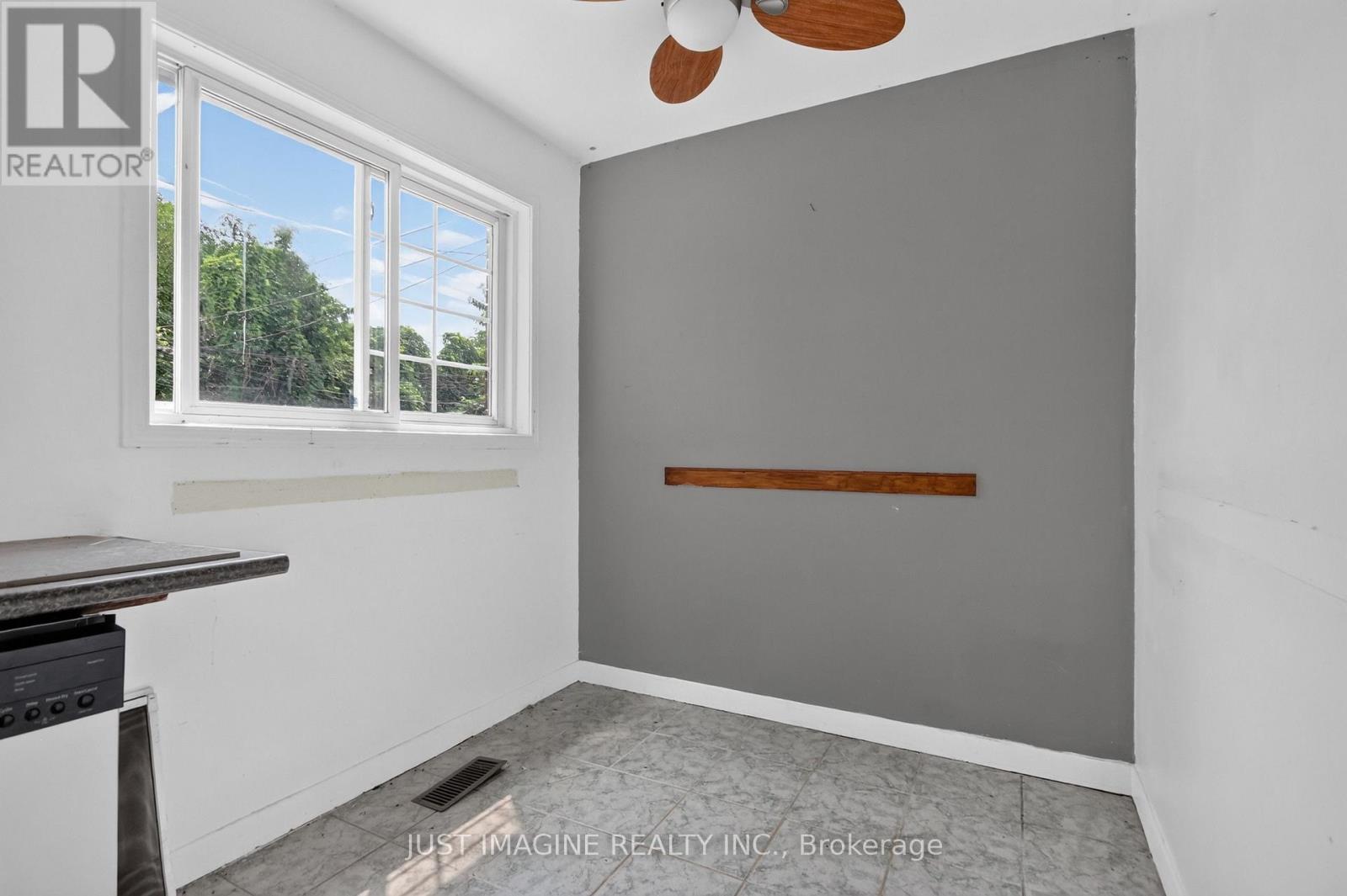 2654 CONN STREET - 15