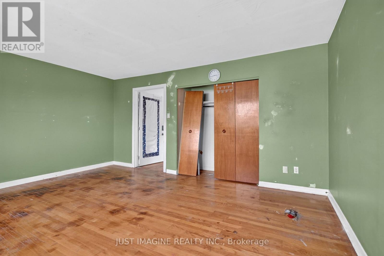 2654 CONN STREET - 23