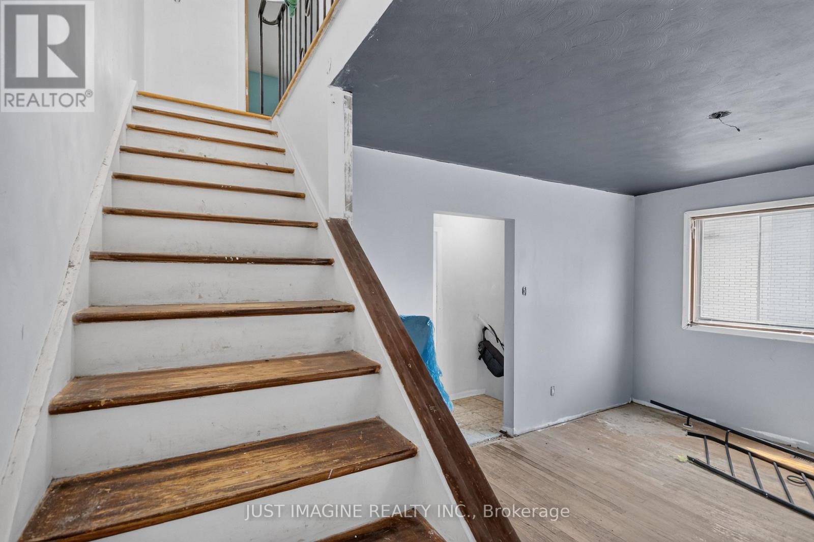 2654 CONN STREET - 17