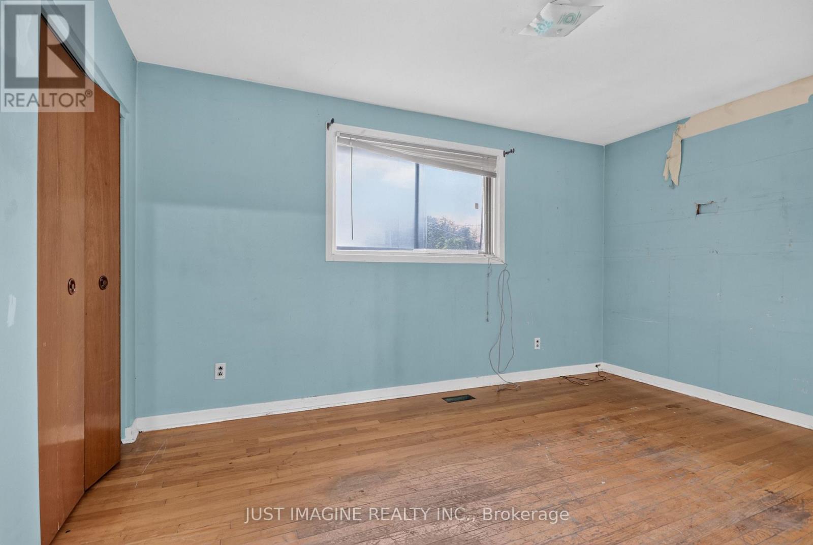 2654 CONN STREET - 24