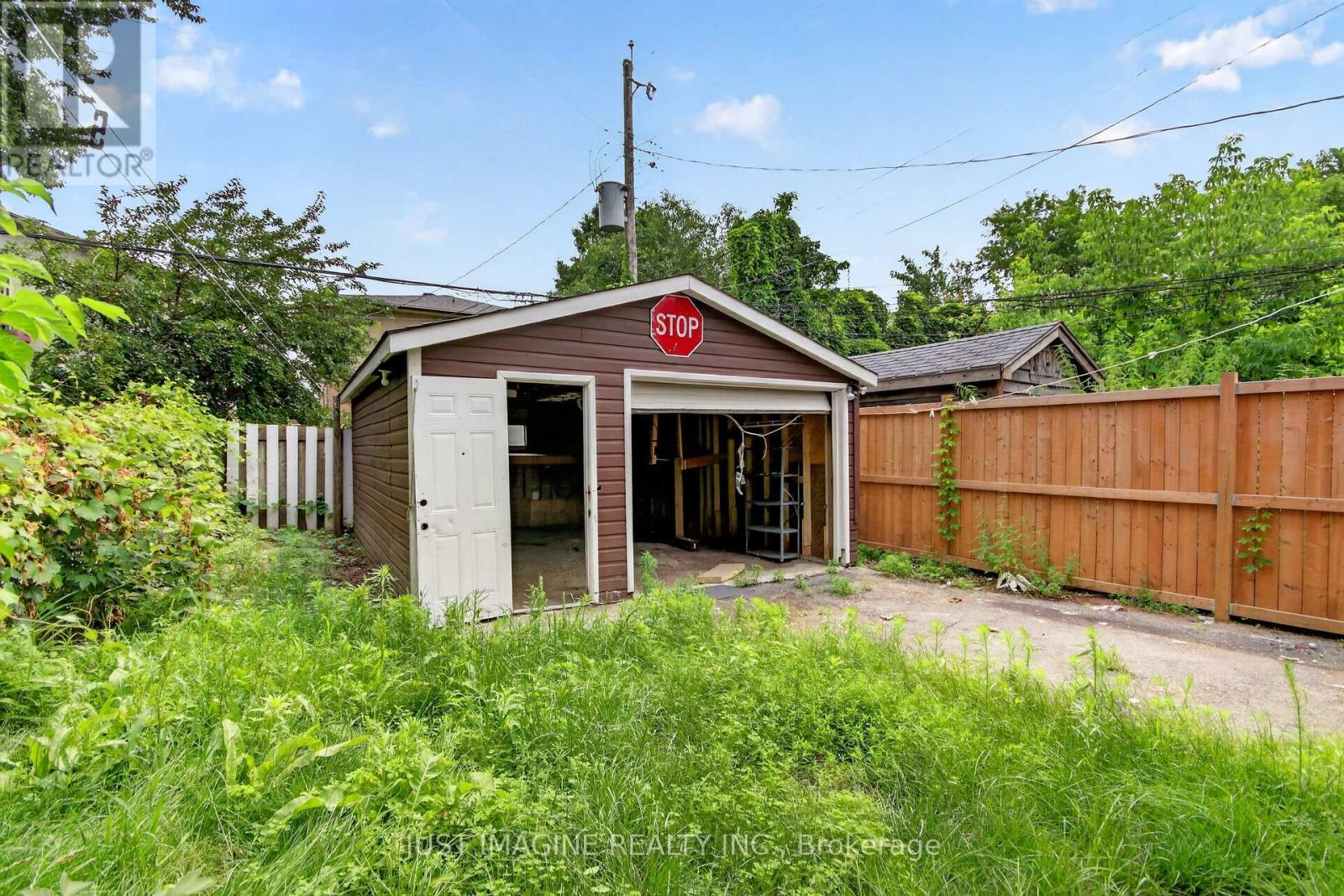 2654 CONN STREET - 33