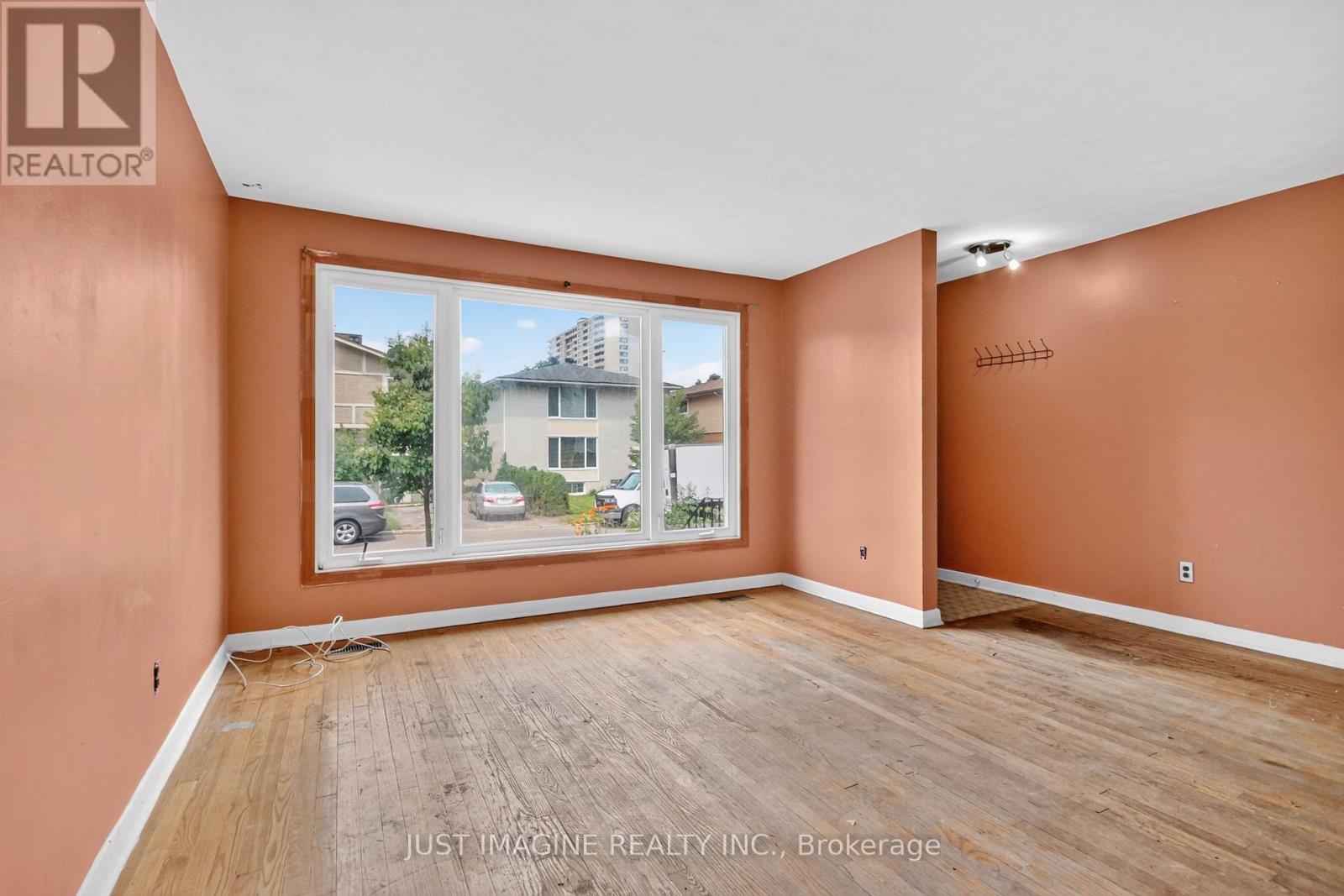 2654 CONN STREET - 5