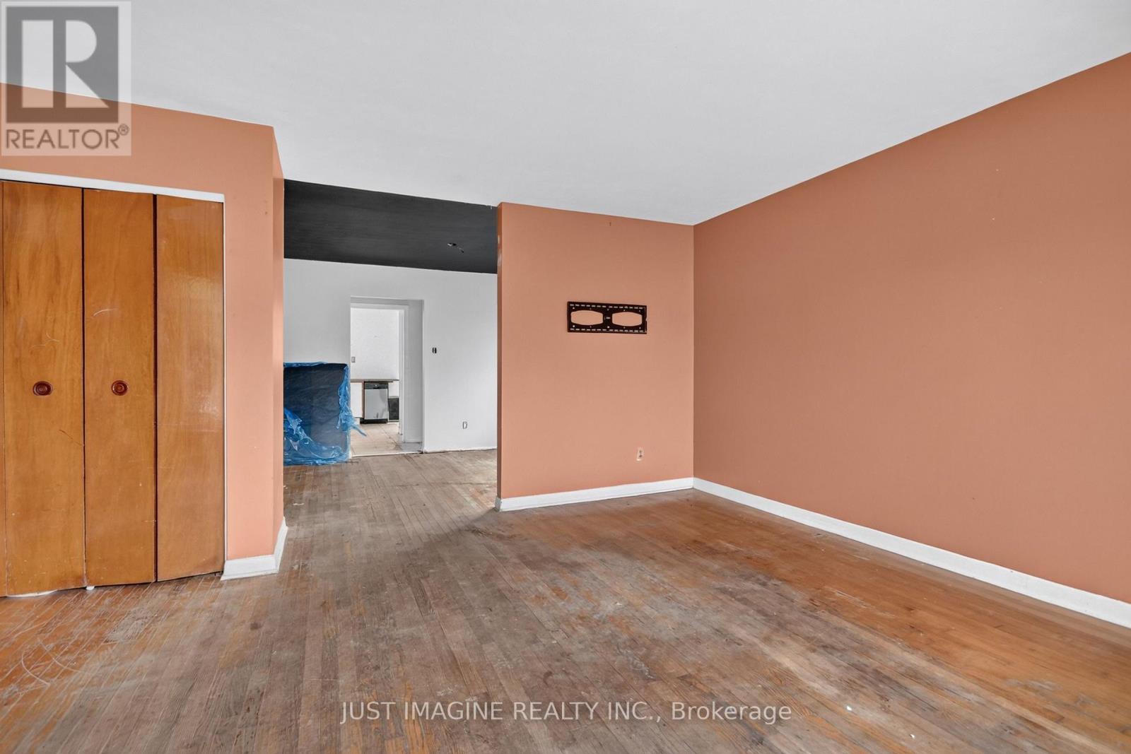 2654 CONN STREET - 6