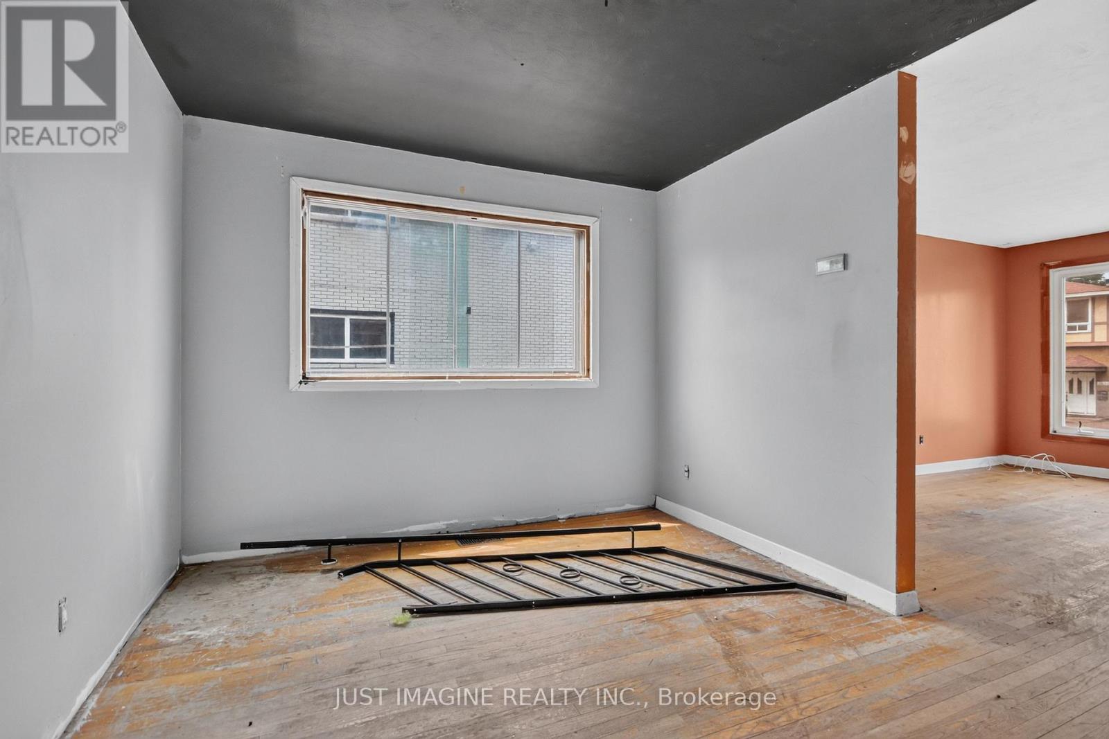 2654 CONN STREET - 8