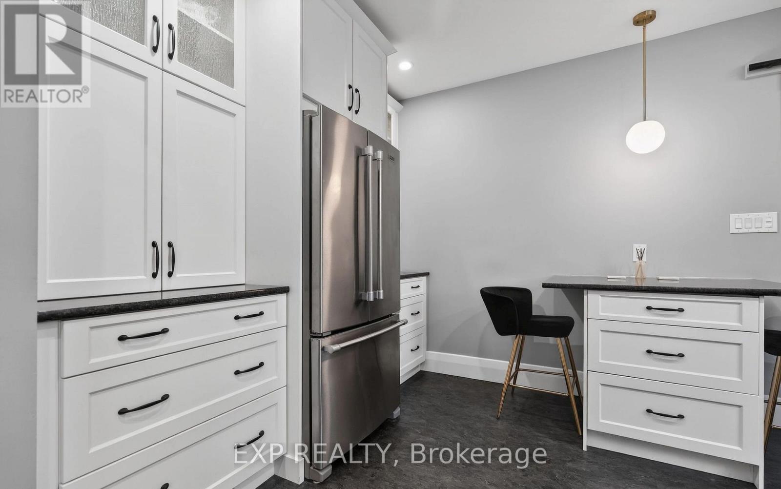 307 RIDOUT STREET S - 16