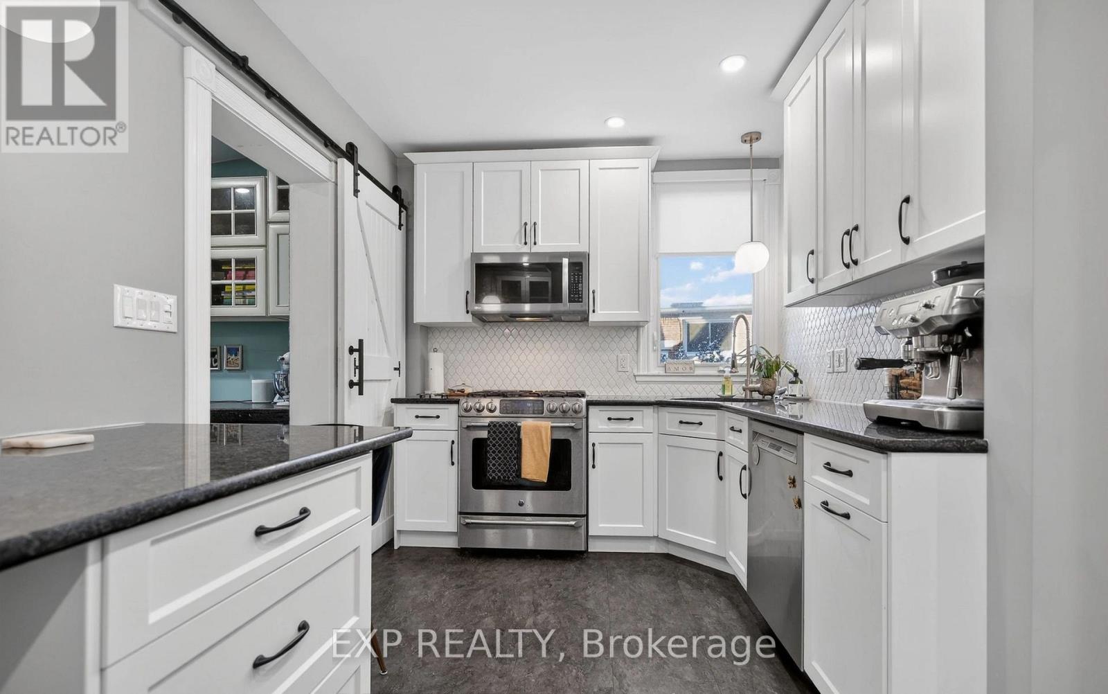 307 RIDOUT STREET S - 17