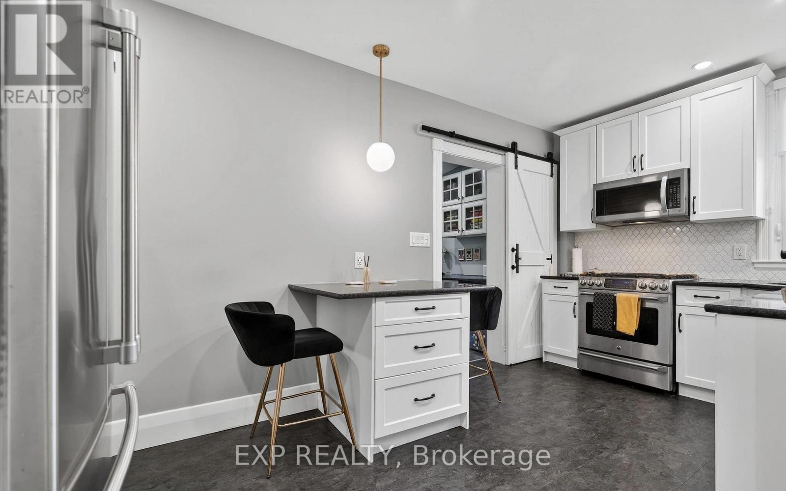 307 RIDOUT STREET S - 20