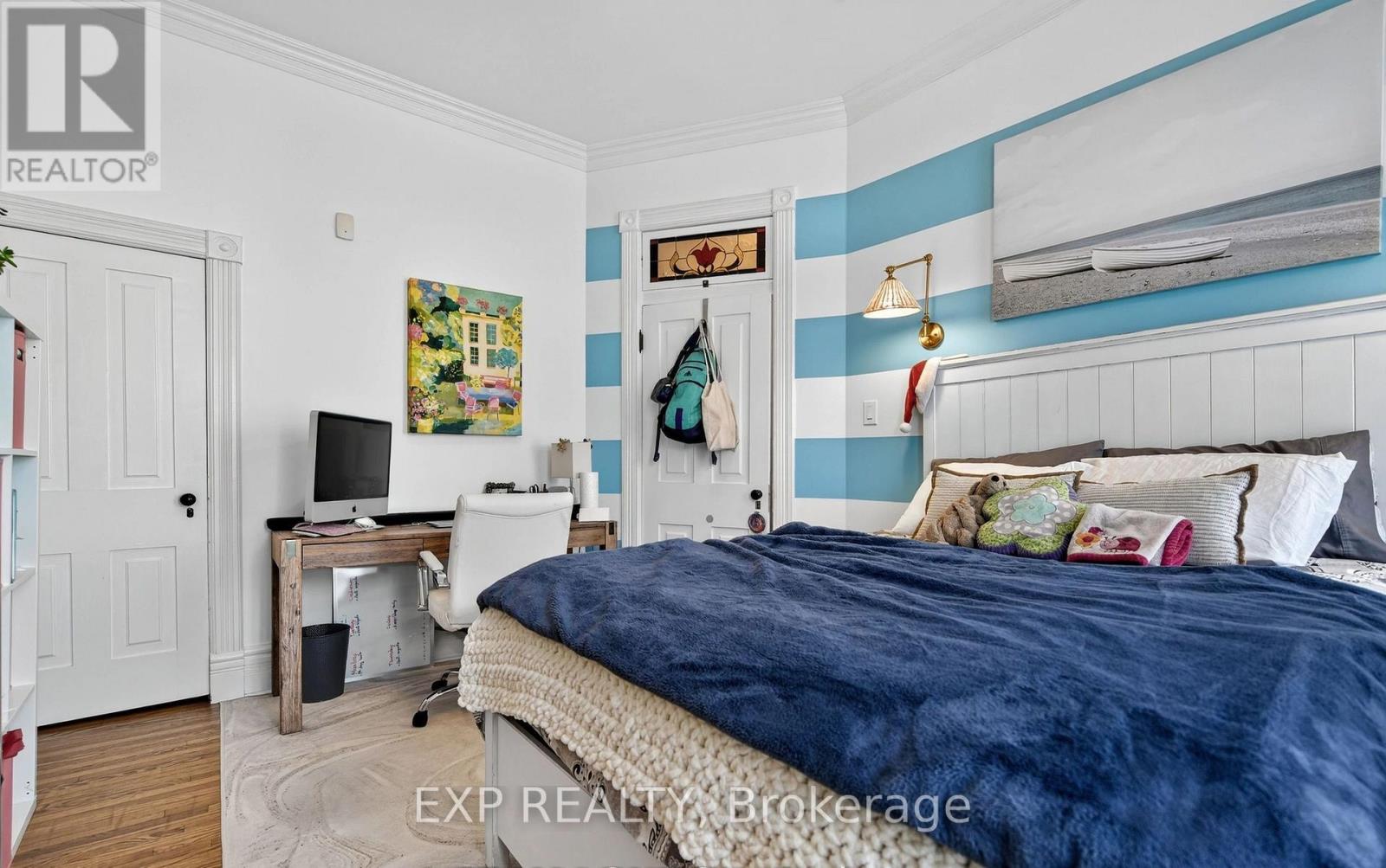 307 RIDOUT STREET S - 30