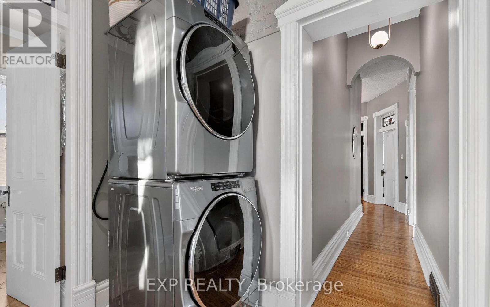 307 RIDOUT STREET S - 31