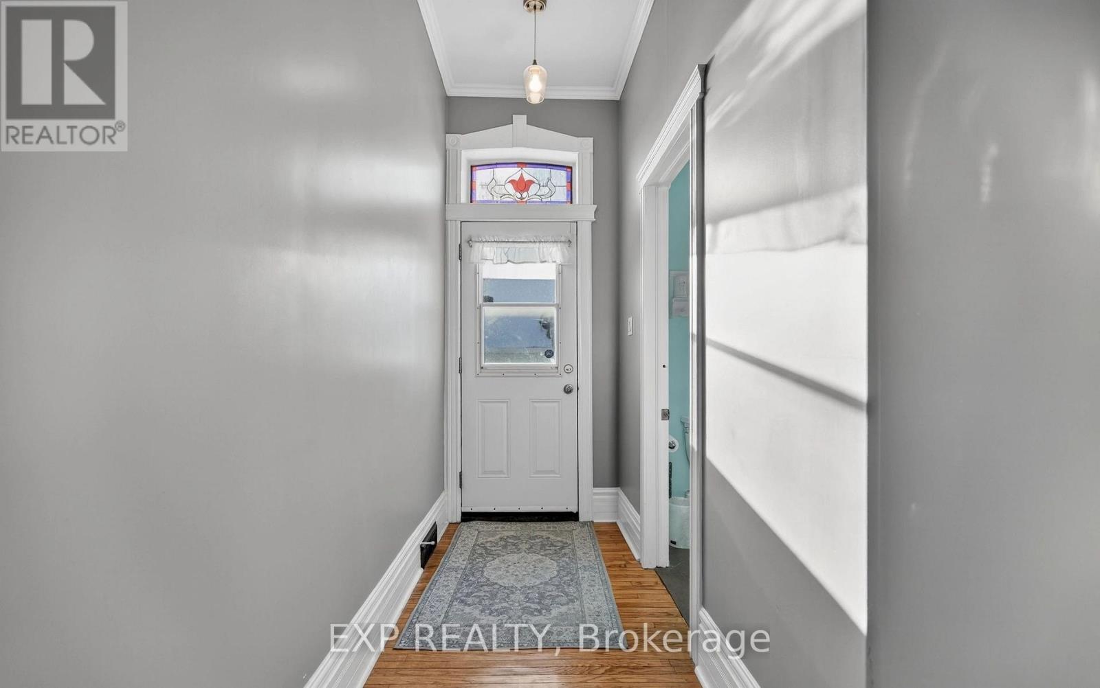 307 RIDOUT STREET S - 38