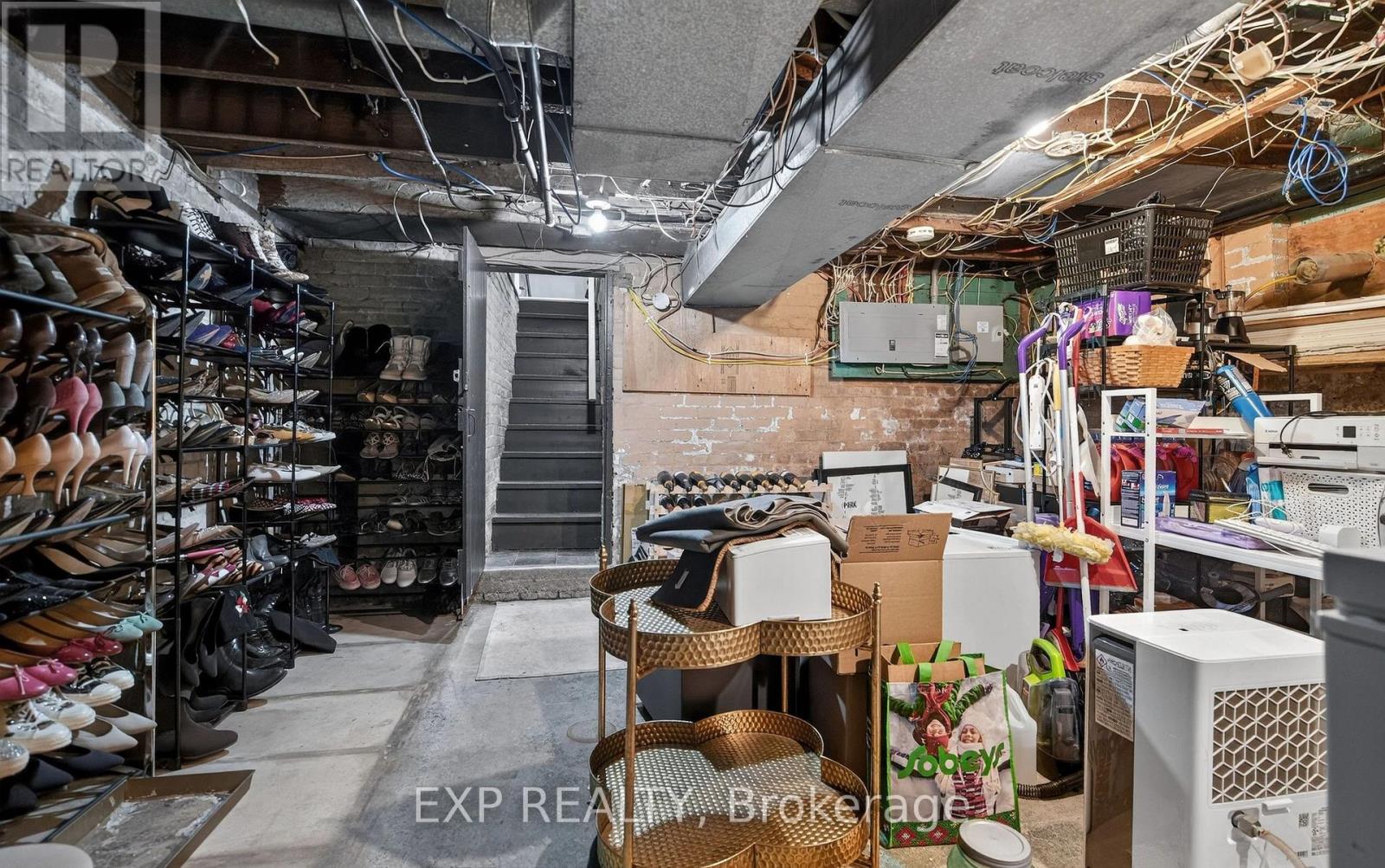 307 RIDOUT STREET S - 39