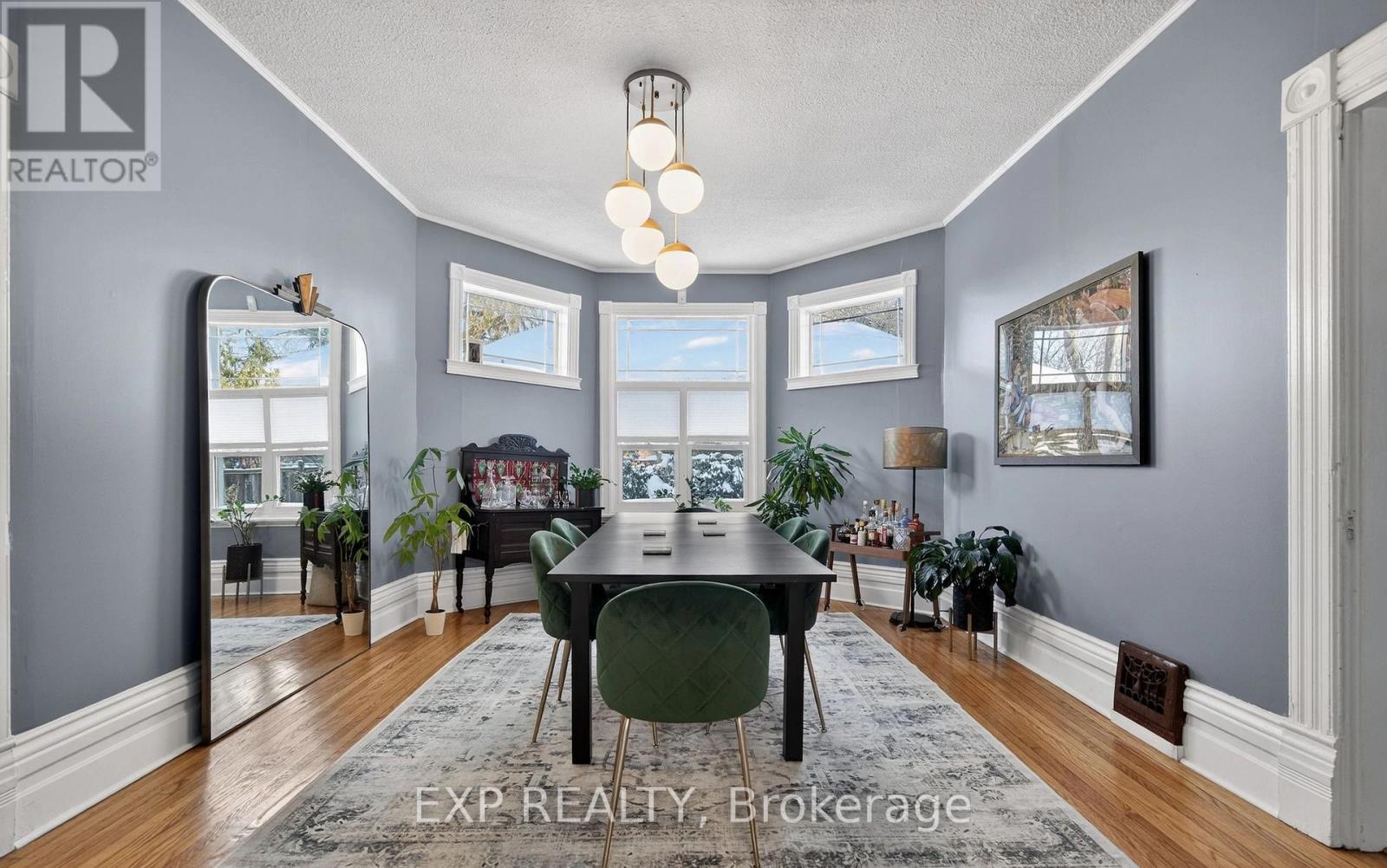 307 RIDOUT STREET S - 9