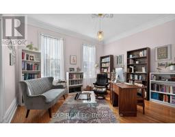 Mud room - 307 Ridout Street S, London South, ON N6C3Y9 Photo 12