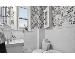 Primary Bedroom - 307 Ridout Street S, London South, ON N6C3Y9 Photo 13