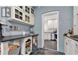 307 Ridout Street S, London South, ON N6C3Y9 Photo 23