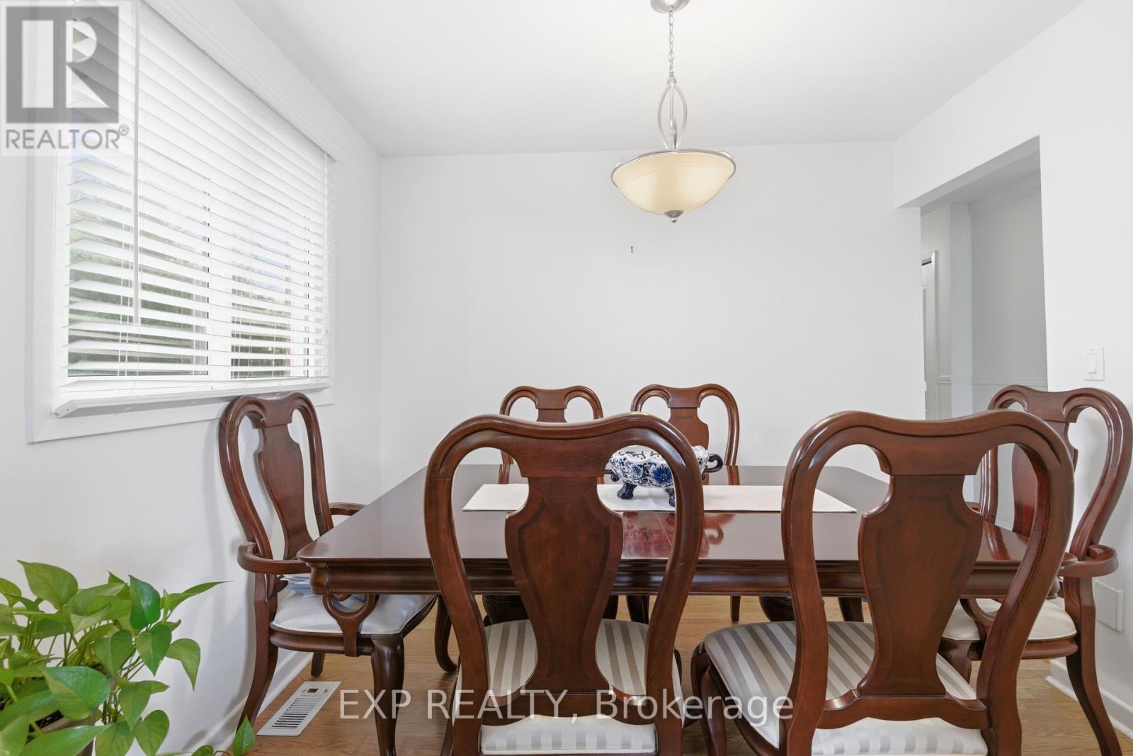 510 1/2 NIAGARA STREET - 12