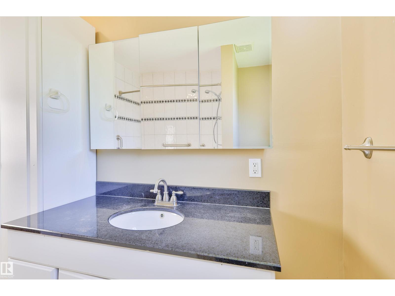 4015 120 ST NW - 13