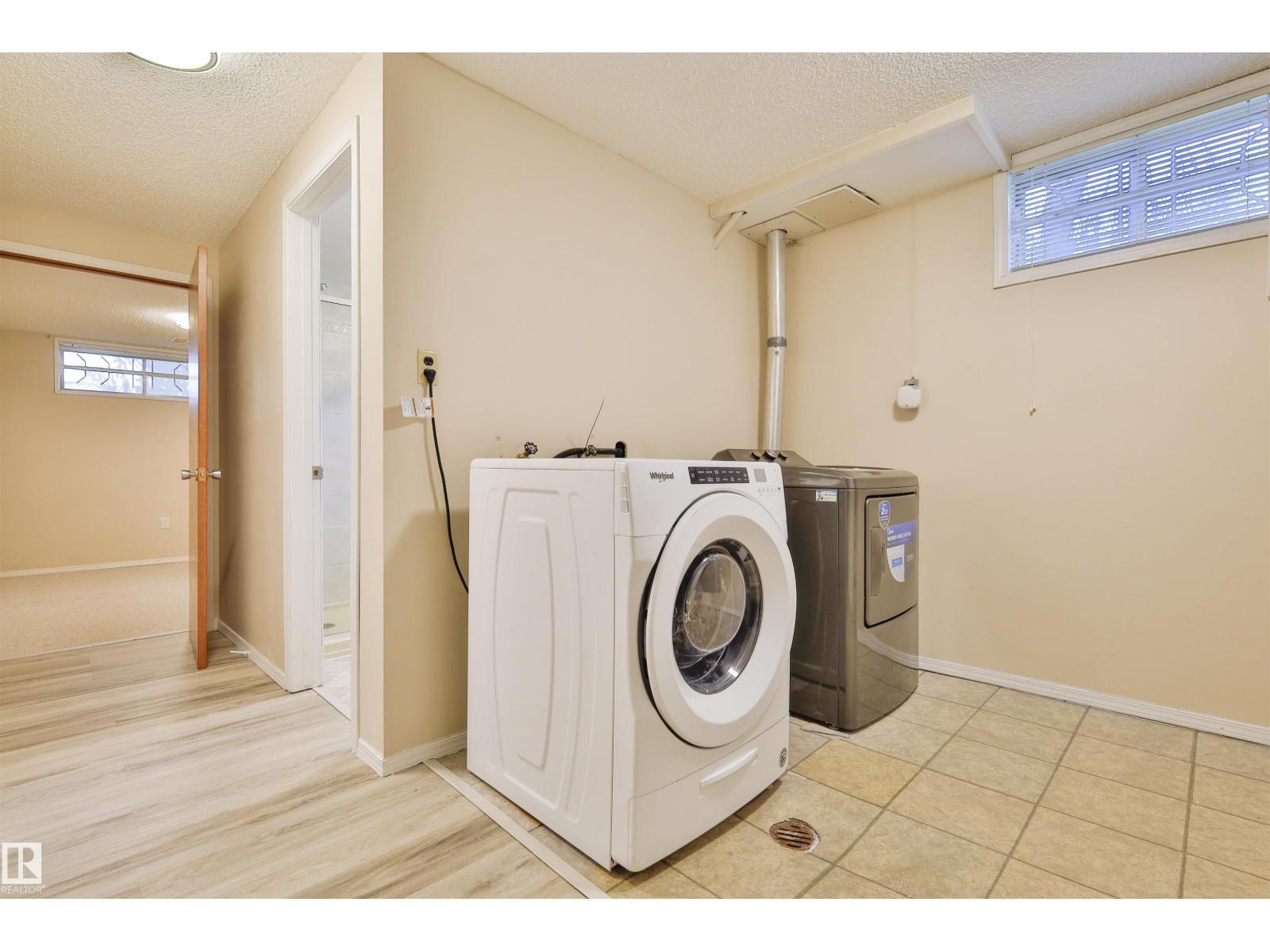 4015 120 ST NW - 25